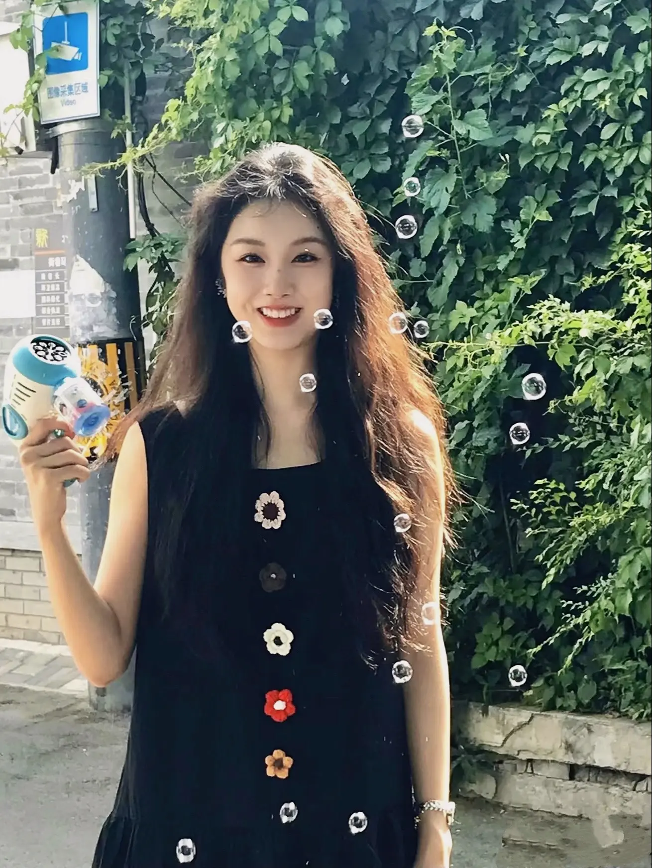 “日子过得好快 来不及细想 挺好”