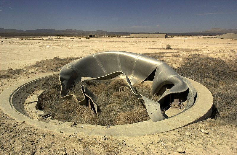 #特朗普下令重启核试验美专家称不切实际# 【特朗普下令重启核试验，美国官员麻了：