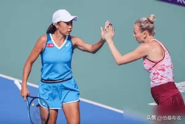 WTA1000女双四分之一决赛，张帅/西尼亚科娃以2：0（6：4，6：3）战胜亨