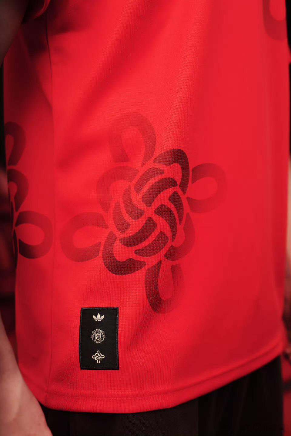 岁末迎新之际，红魔X中国结，气氛到了曼联