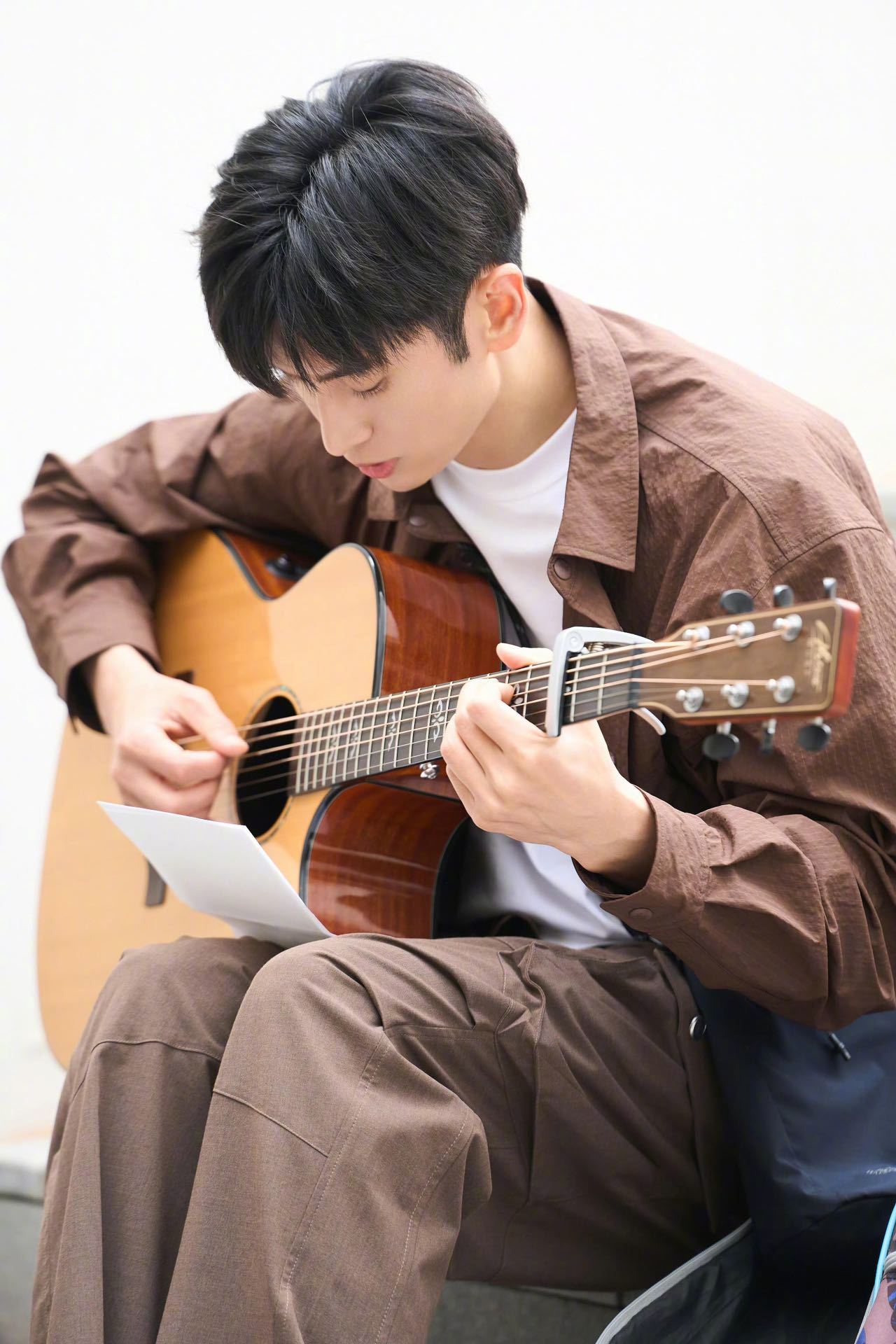 #张云龙年下感# 我宣布奶奶年下男就是最好吃的！白白净净萌萌软软哪个姐姐不想撸！
