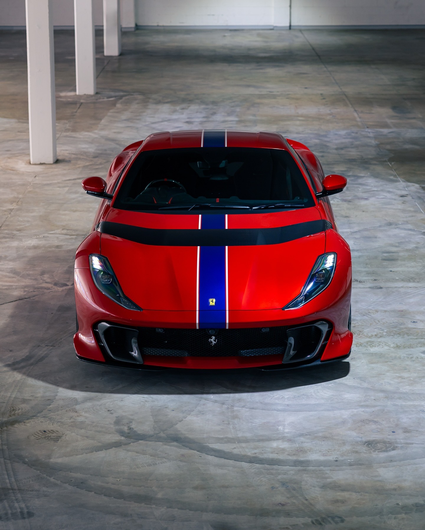 Car时尚[超话]  终极812。....法拉利812 Competizione