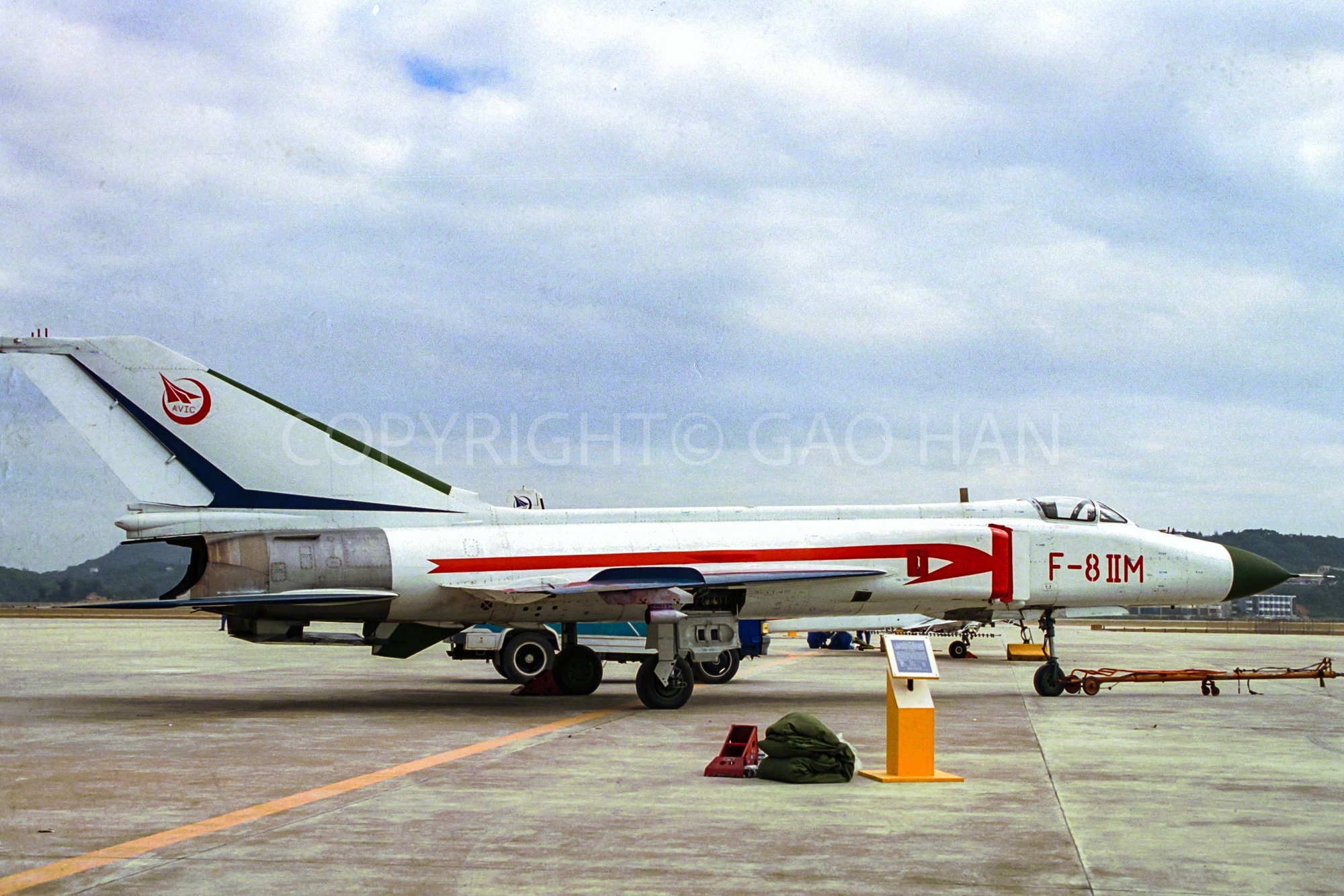 1996至2000年珠海航展上的歼-8IIM原创图集，机身：EOS5；镜头：EF