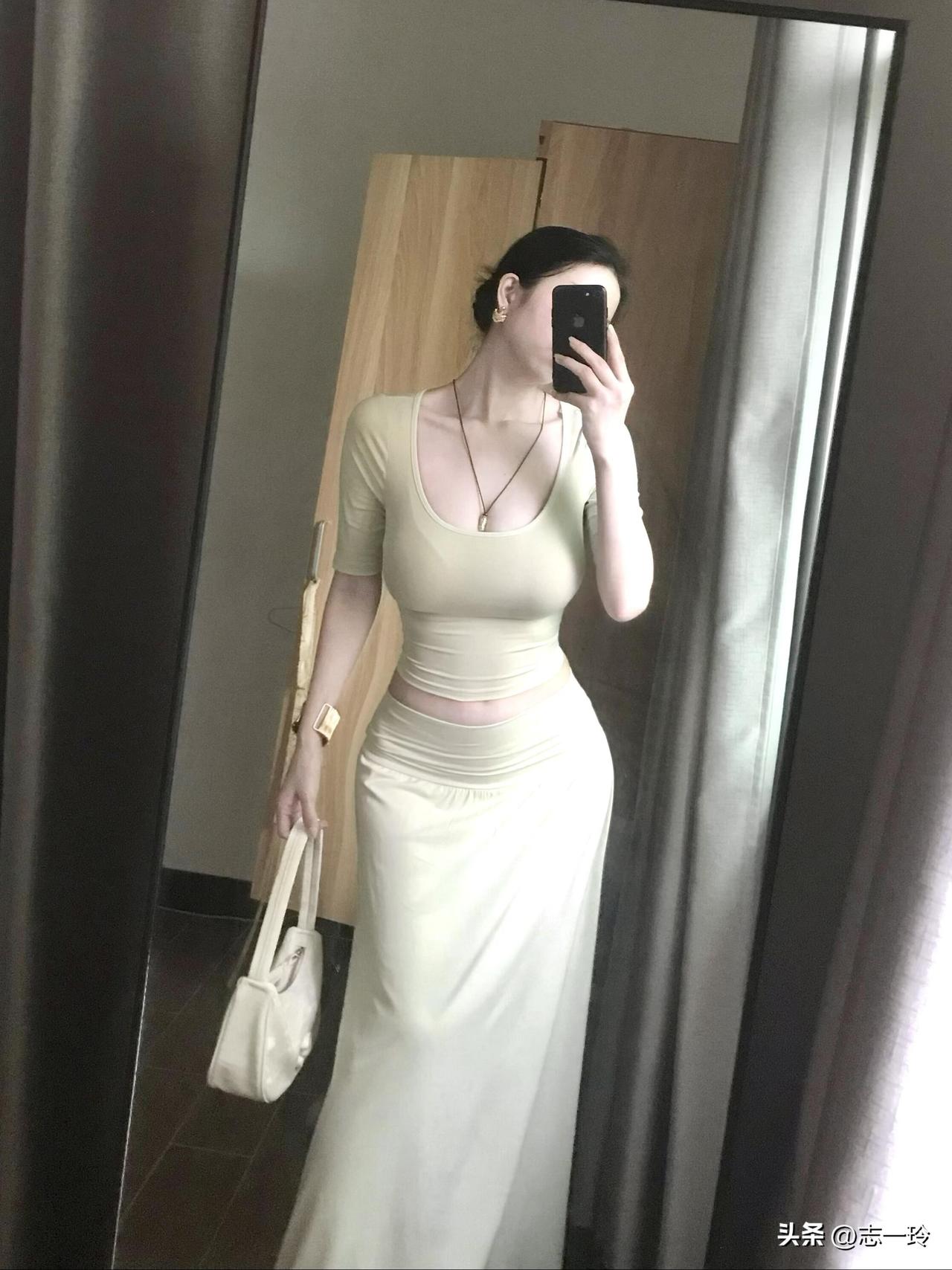 对！就是这种素素的淡人美女感！