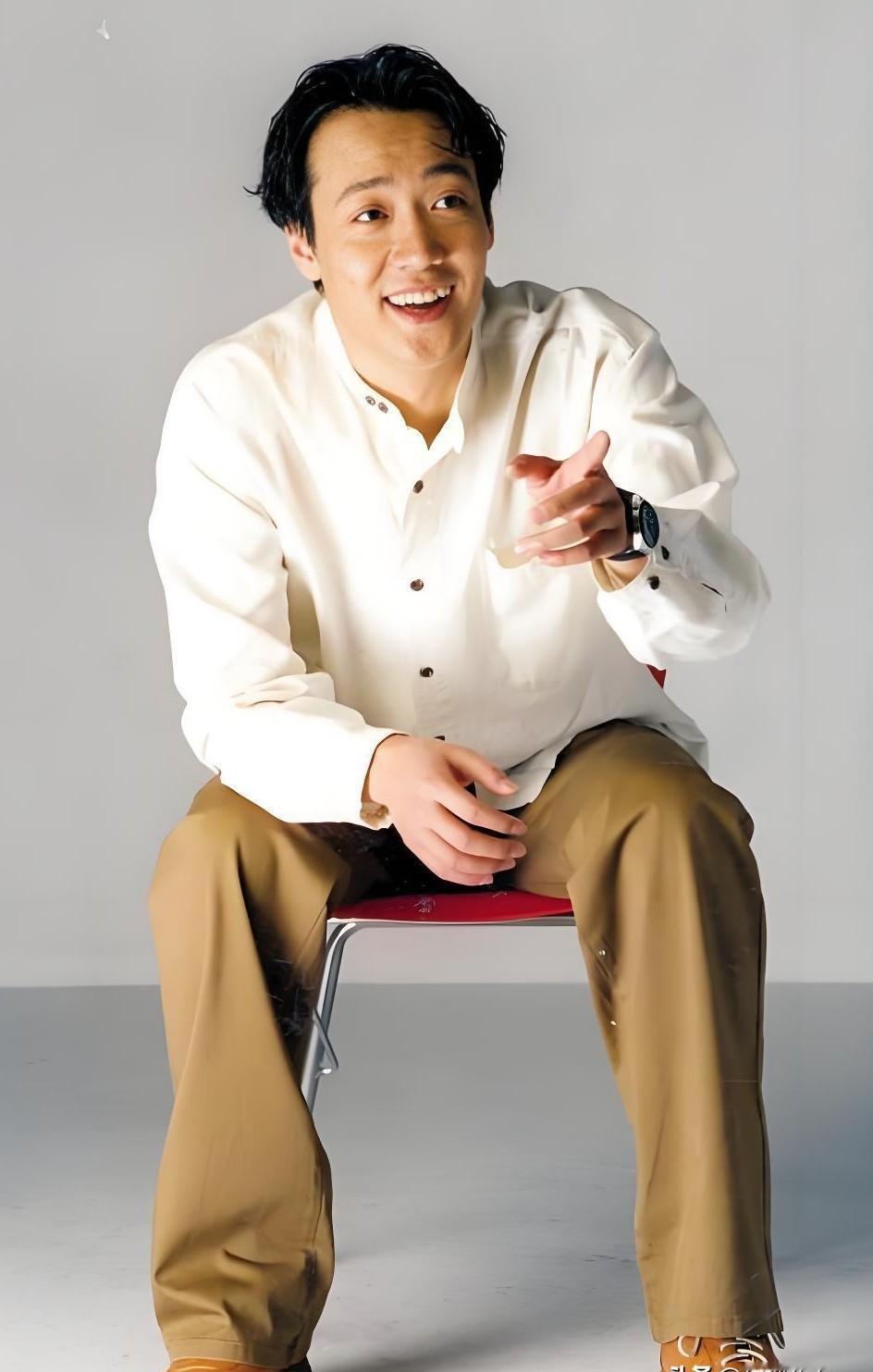 《小城大事》刷屏了！
朱媛媛演的印刷厂老板高雪梅，简直活了！
她和陈明昊的对手戏