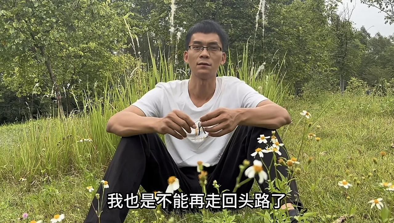 面对退学传闻，唐尚珺说了三个“不”

刚刚唐尚珺发视频再次回应退学风波，他表示为