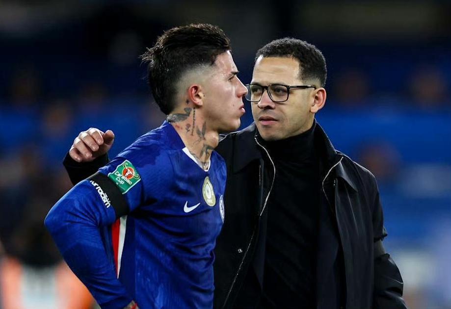 欧洲转会新闻汇总！
★你值得拥有更好的！
恩佐谈自己但未来，他说球队本赛季还有比