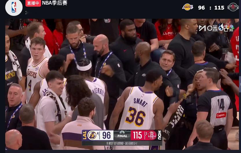 比赛结束，又发生一次争吵！洛杉矶湖人湖人vs火箭