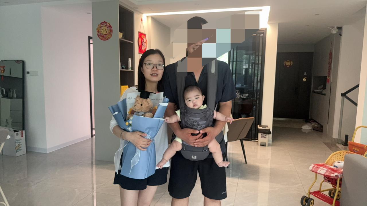 【大学老师：生完宝宝后的焦虑】
对我来说，生完孩子后最焦虑的不是身材走形、脱发严
