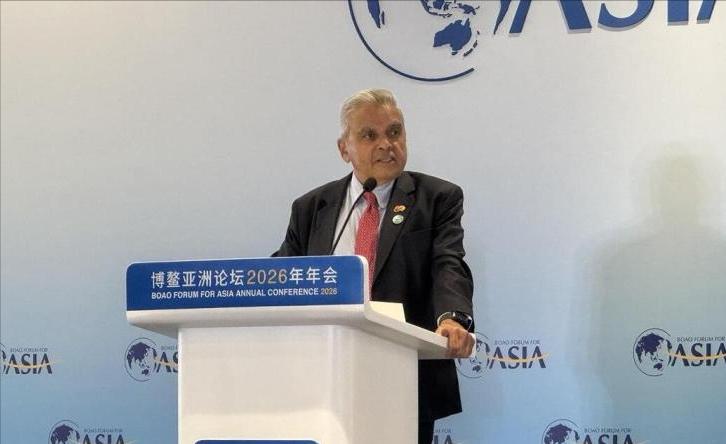 新加坡联合早报今日（3月26日）凌晨报道：“新加坡前资深外交官马凯硕3月25日在