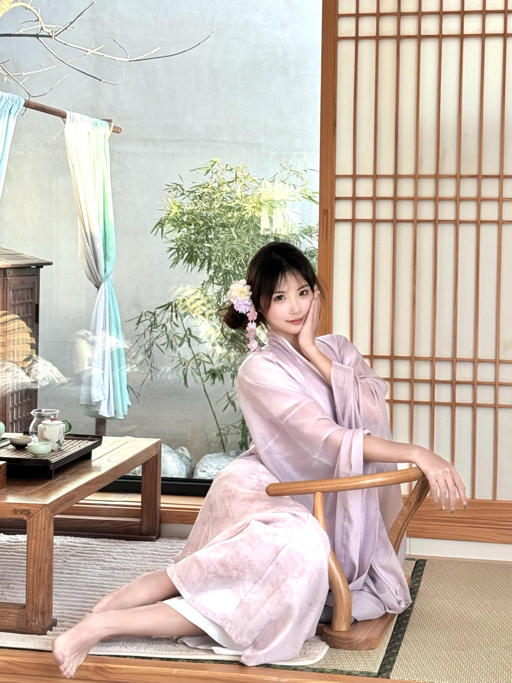 汉服和温泉也好配啊。