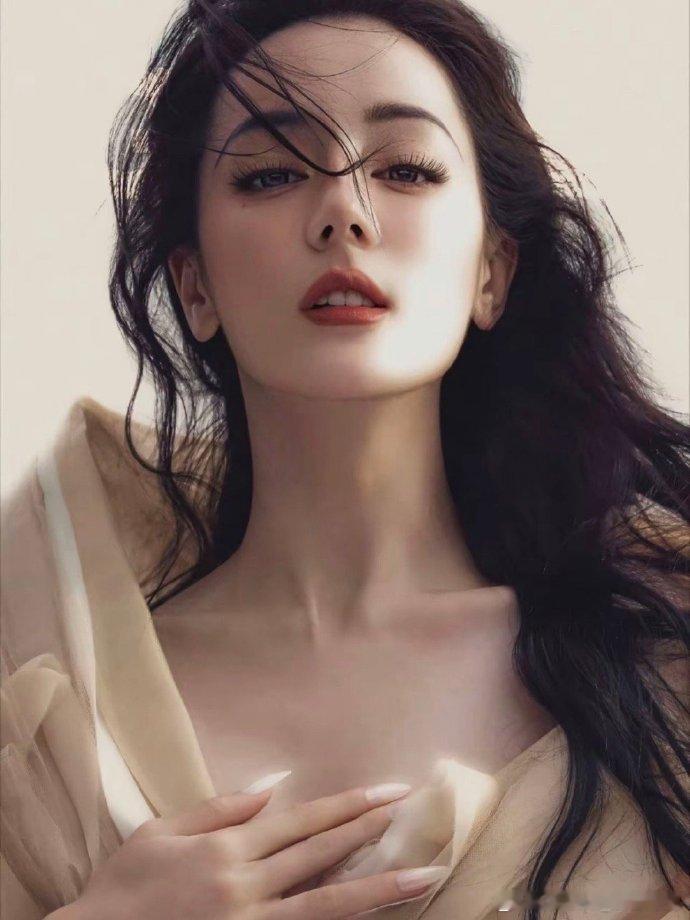 最考验女明星骨相的镜头 ​​​