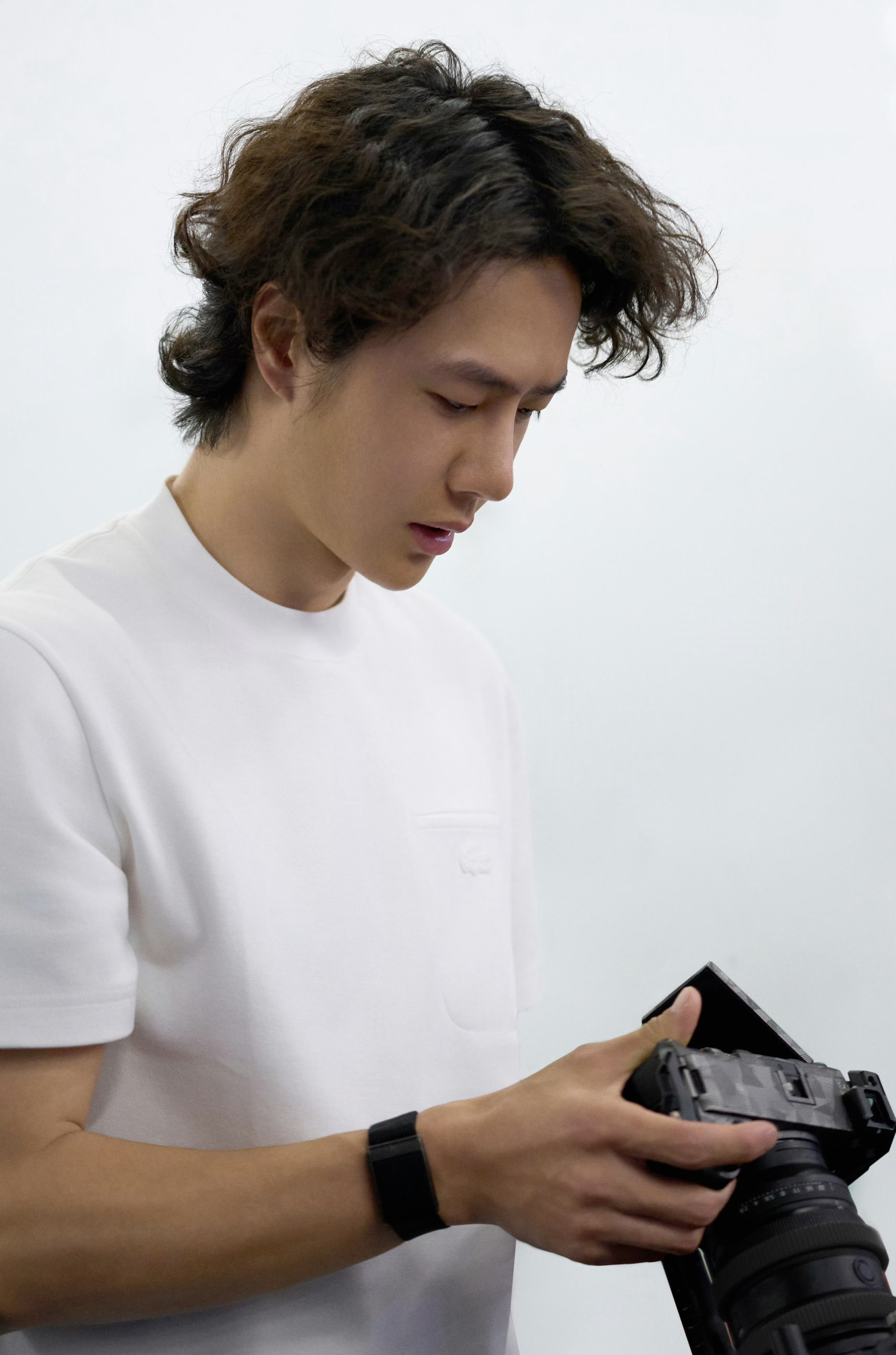 LACOSTE × 王一博首个联名系列即将揭晓🐊🤍 ​​​