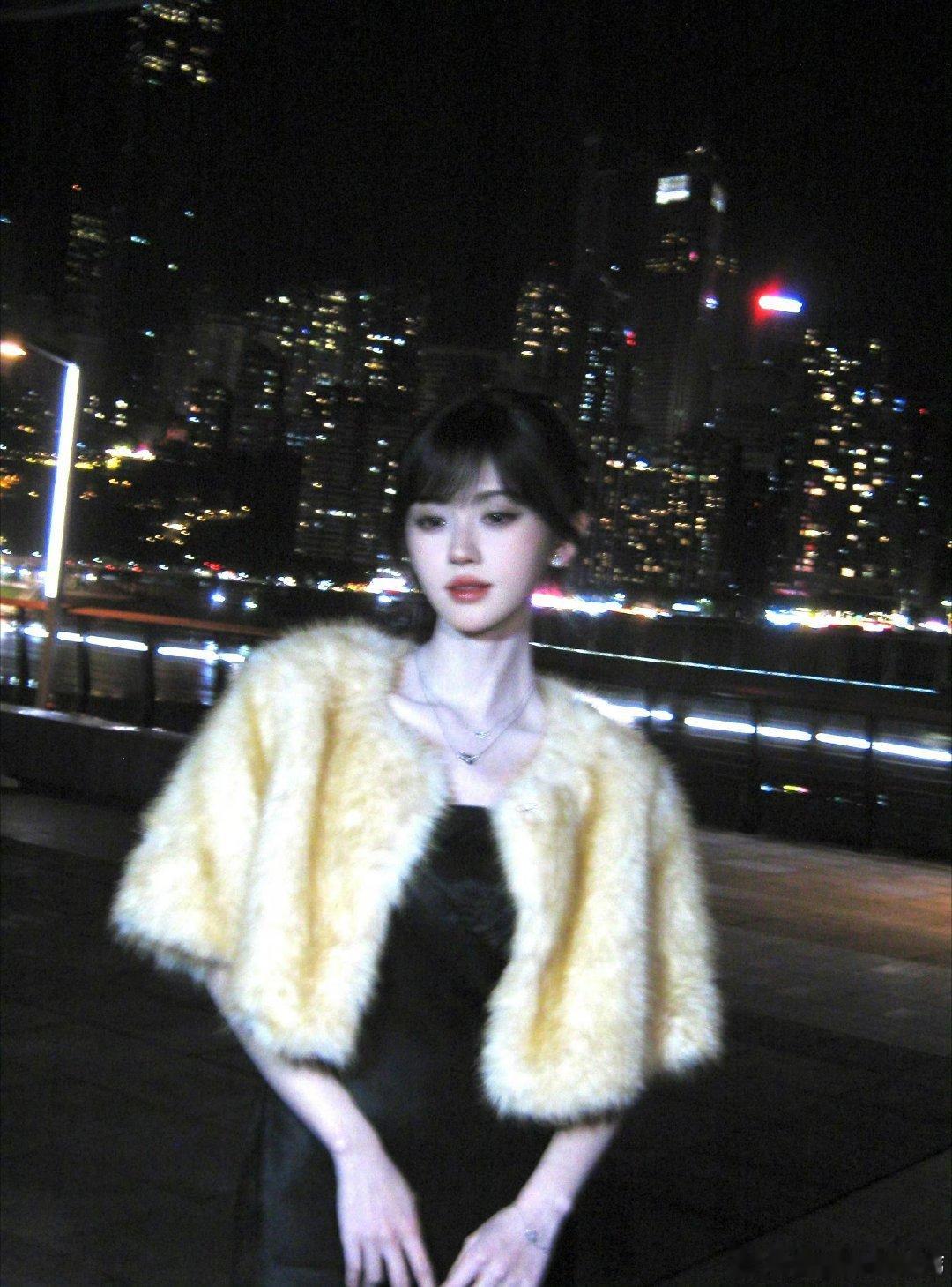 鞠婧祎 jjy鞠婧祎苏绿夏 逐渐被加热的气氛～将代词调换成我们～再悄无声息的点?