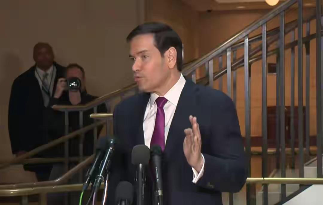 美以对伊朗发动空袭期间，伊朗南部一所女子小学遭到袭击，造成大量小学生伤亡，伊朗官