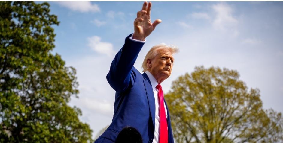 作为常年盯着国际局势和油价波动的老股民，看到这波中东消息我真想砸屏幕：这哪是打仗