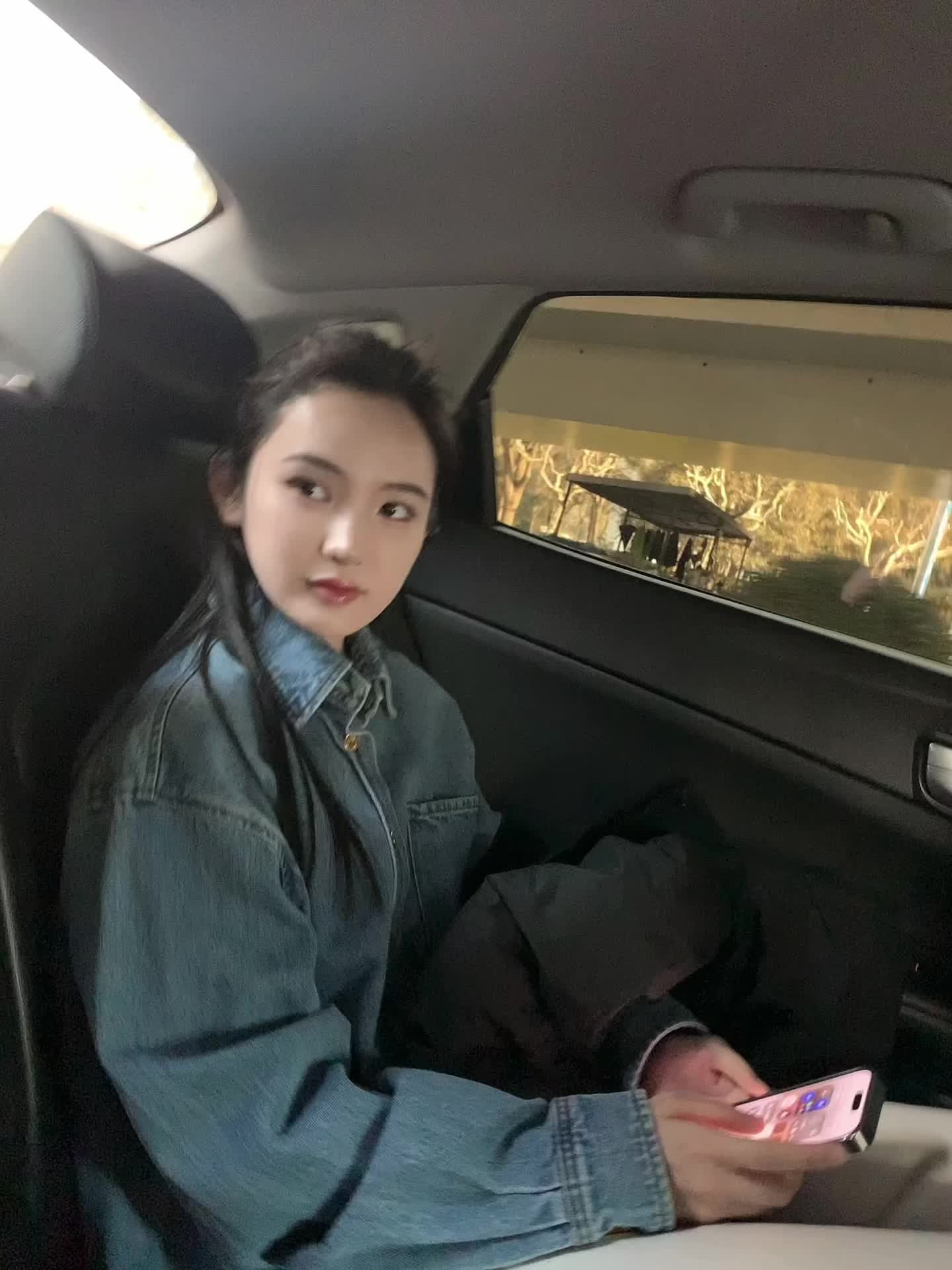 不要再咀嚼小小的悲观而忘掉整个世界💗
