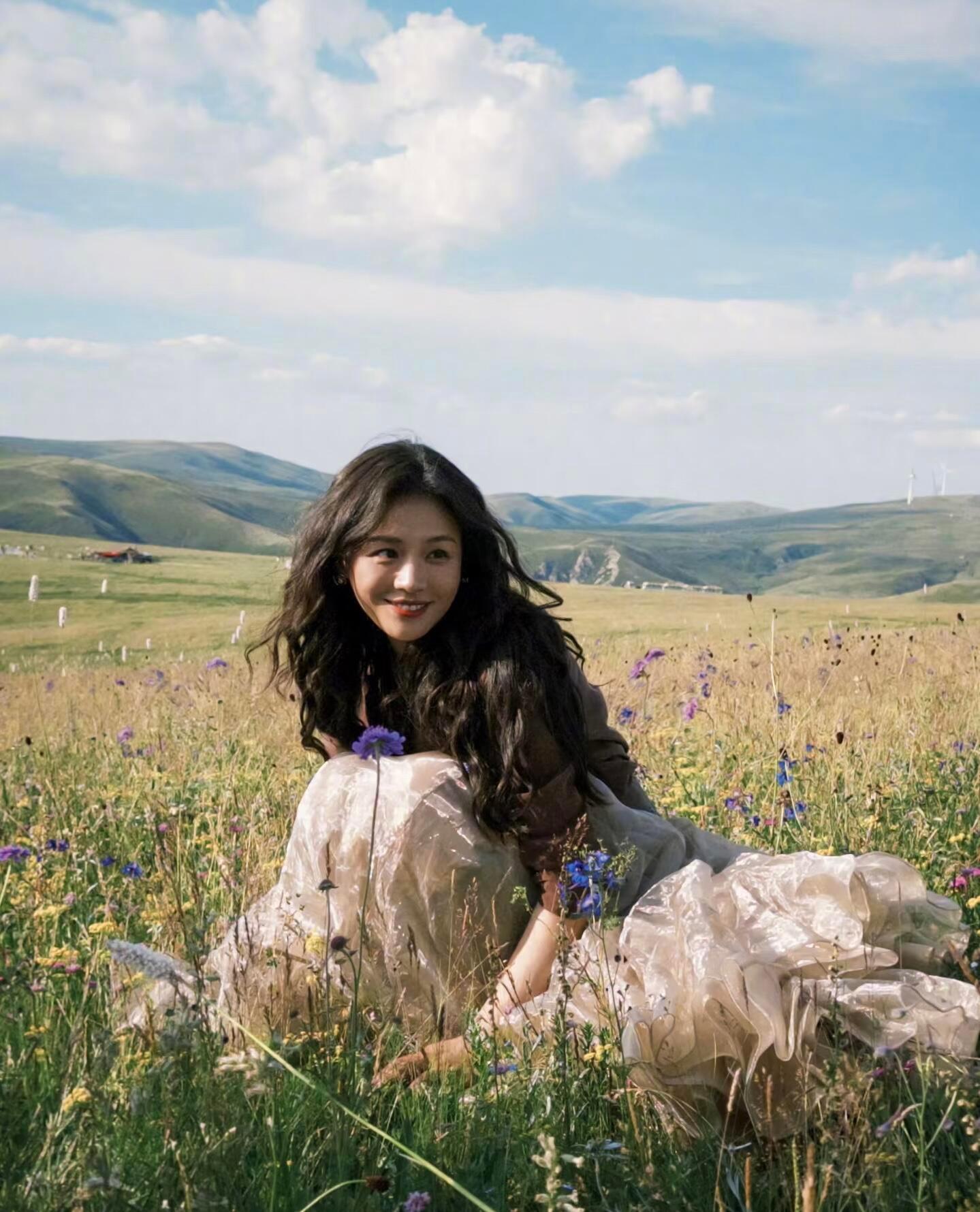 不知道马姓明星真的很抽象马思纯的青春疼痛文学女主气质太绝了，自带文艺感站着就有故