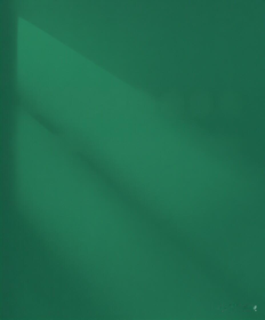 在文明世界里，医生是收入最高，最受尊敬的职业。
在某个世界里，医生却是危险最高，