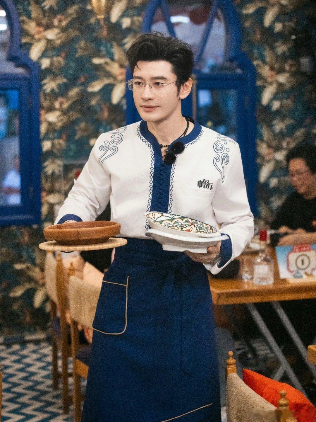 黄晓明中餐厅十年比我工龄都长黄晓明中餐厅名场面我全记起来了中餐厅十年，黄晓明也完