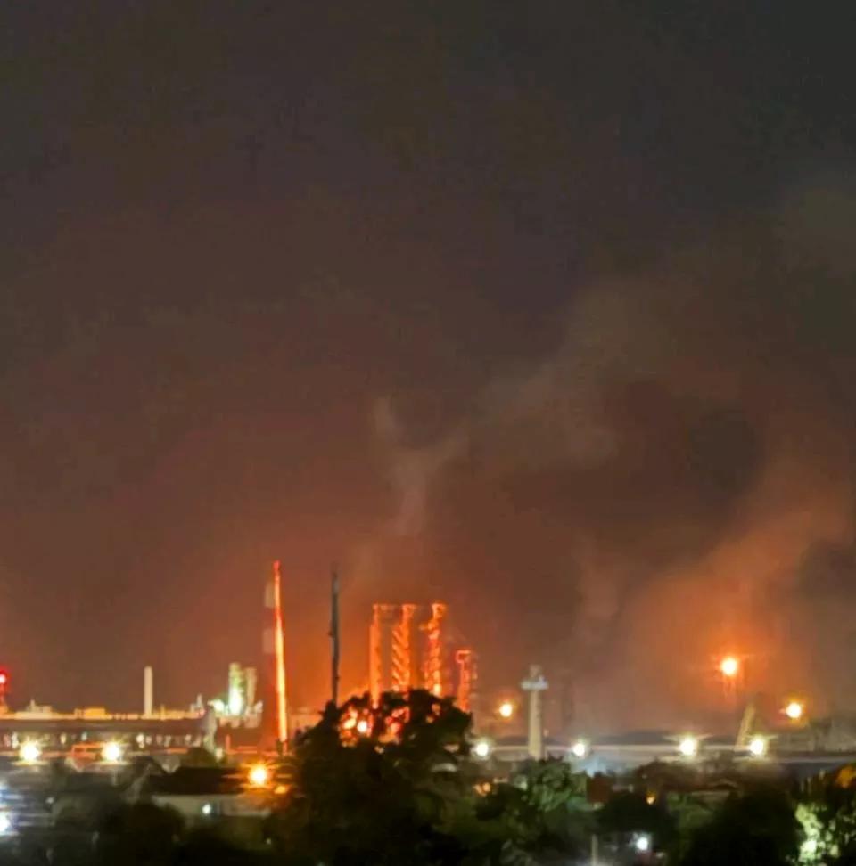 塔斯社消息，委内瑞拉首都发生连续爆炸。

当地时间2日，一名加拉加斯消息人士透露