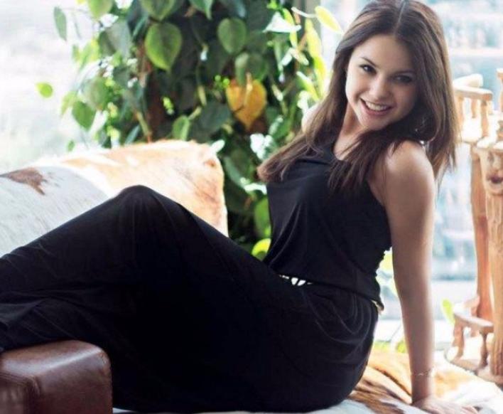 墨西哥毒枭塞万提斯精明一生，最终却栽倒在一个女人身上，只因为情妇太美没忍住叫来过