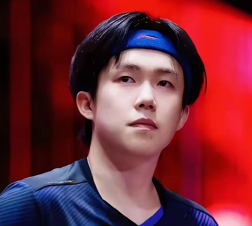 当伤病缠身时，
谁不想寻一丝退路，
当队伍需要担当时，
谁愿意轻易放弃阵地？
当