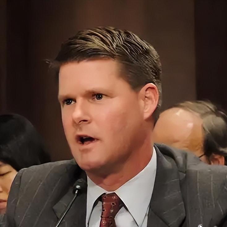 美国人天塌了！北京三天之内落下两记回应！第一记，薛瑞福带队去中企摸底被统一拒见；