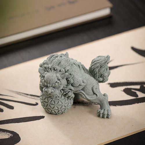 不查字典真不行系列：
古代的监牢里常常会有狴犴（bì àn）的形象出现，它是龙之