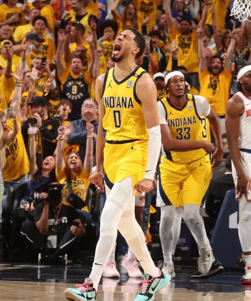 步行者在第三场比赛中赢得真正的史诗般的比赛！

泰瑞斯·哈利伯顿：
35 分、7