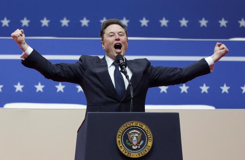 马斯克身家6770亿美元打破人类纪录 马斯克这是要逆天啊！财联社12月16日消息