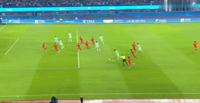 突然感觉范志毅被打脸了！[捂脸]“头球队”输越南，不输缅甸，关键是还有谁记得那个