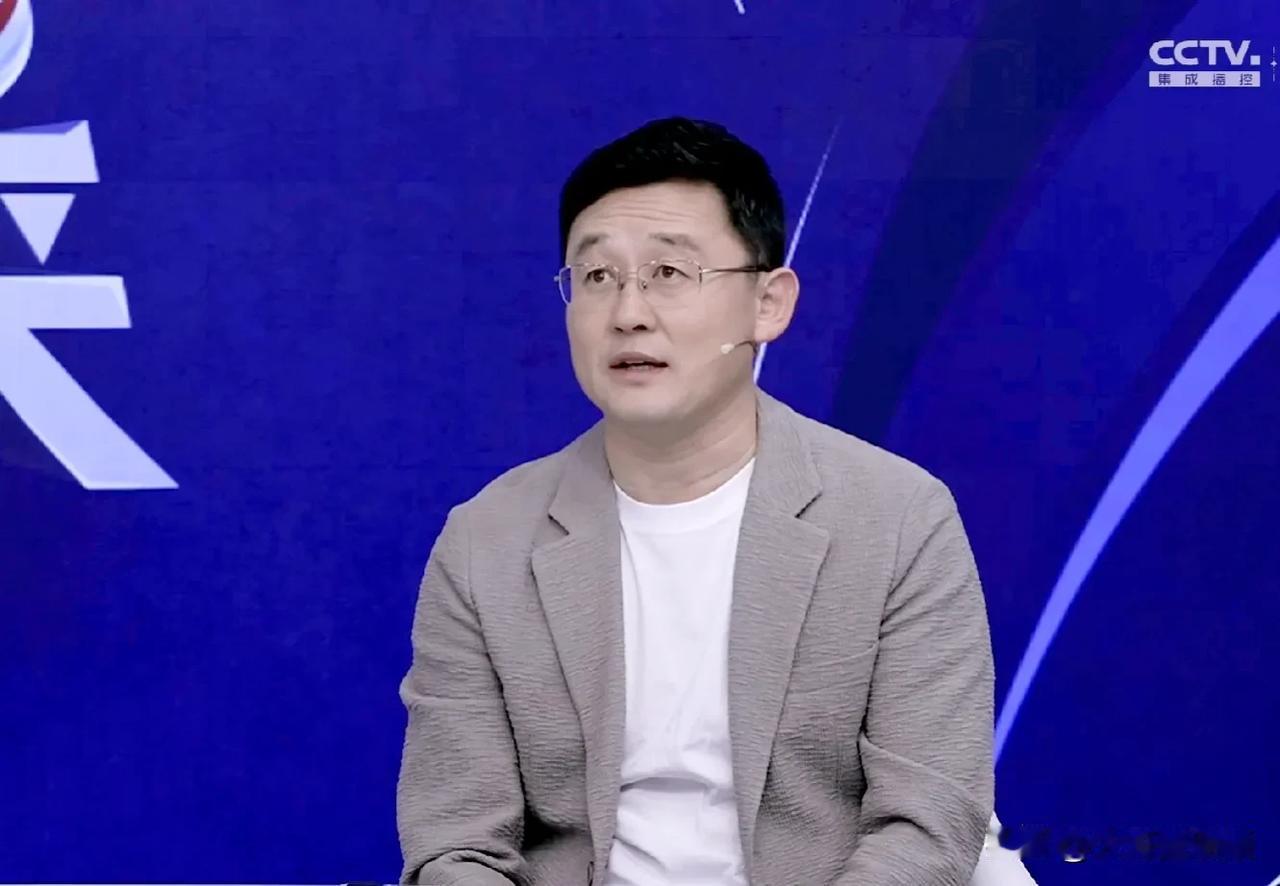 一针见血！前国脚孙继海犀利点评张琳芃！防守上抢不能是一锤子买卖[强]

北京时间
