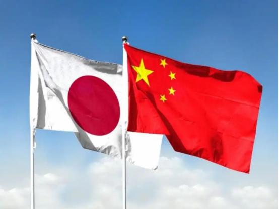 奉劝所有中国人，务必要做好心理准备。
 
央视军事频道最近反复在提醒。国防部新闻
