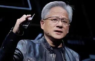黄仁勋在米尔肯峰会上的这番“真心话”。
5月4日洛杉矶那场峰会上，主持人直接把话