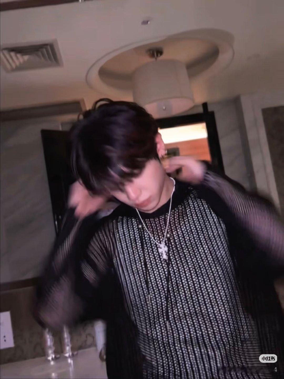 黄明昊 hmh黄明昊我的妈耶 hmh黄明昊张十一 hmh黄明昊海澜之家元气夏日系