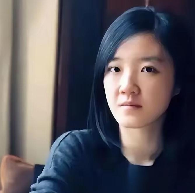 中国人绝对不会为美国做事！”一位17岁就考上北大的芯片奇才，在30岁时就拥有了7