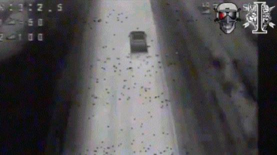 乌军公布现场视频，3架无人机追杀俄军副司令，中国汽车疑似立大功

当地时间20日