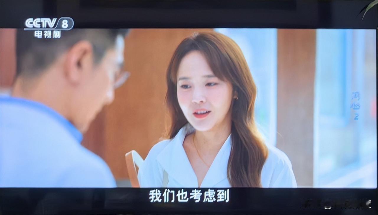 作为一部医疗剧，细心的观众通过《问心2》的片头字幕不难发现，仅医学顾问就有6名，