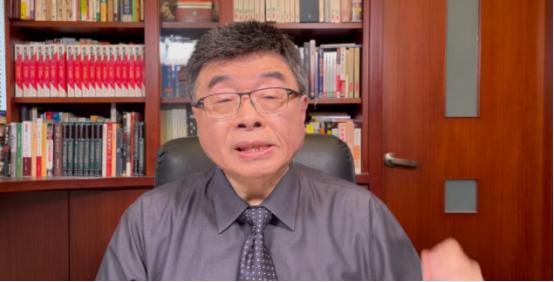 国民党，恐怕真的没救了。就在党内唯一的“战将”郑丽文，民调高涨之际，岛内专家邱毅