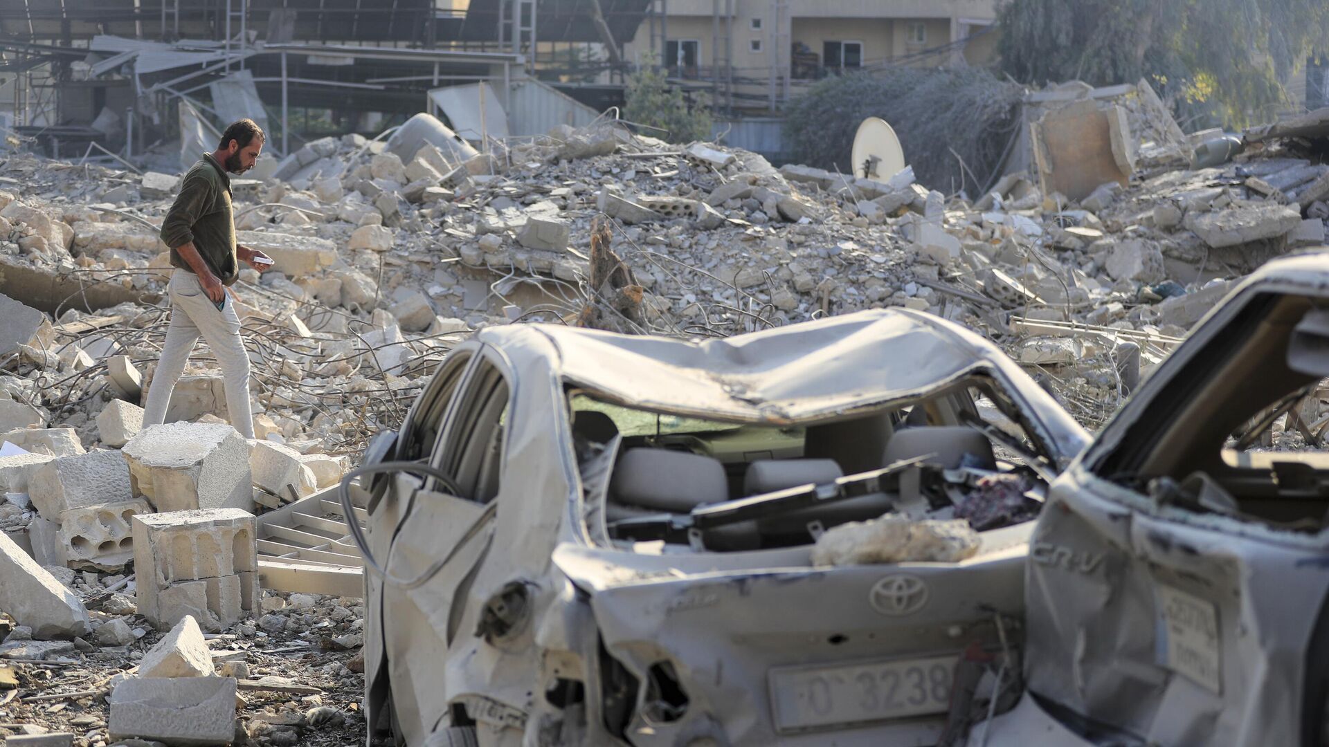 据环球网报道，近日约30个国家发表联合声明，对黎巴嫩局势升级深表关切，呼吁有关各