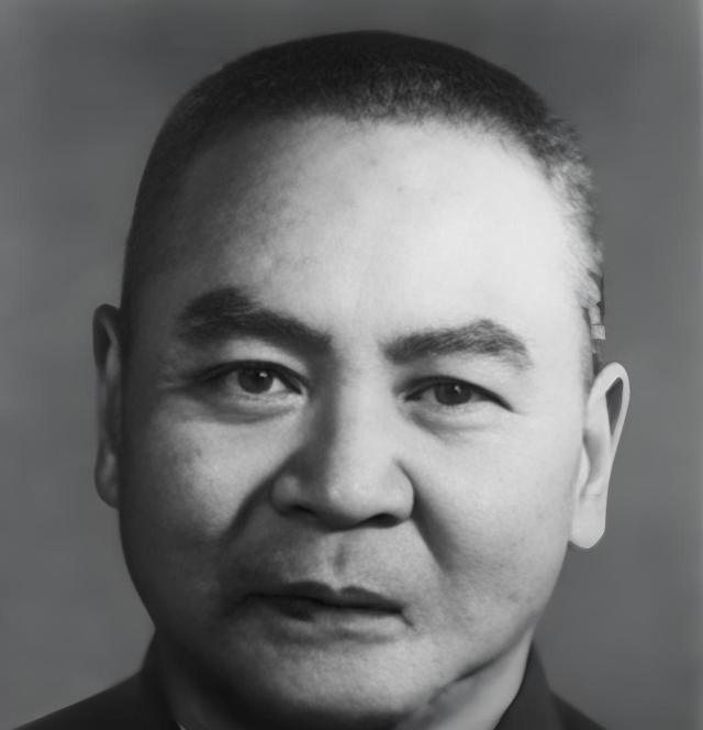 朱月华，入朝作战时担任38军338团团长，在长津湖后续三所里穿插战斗中，率部一夜