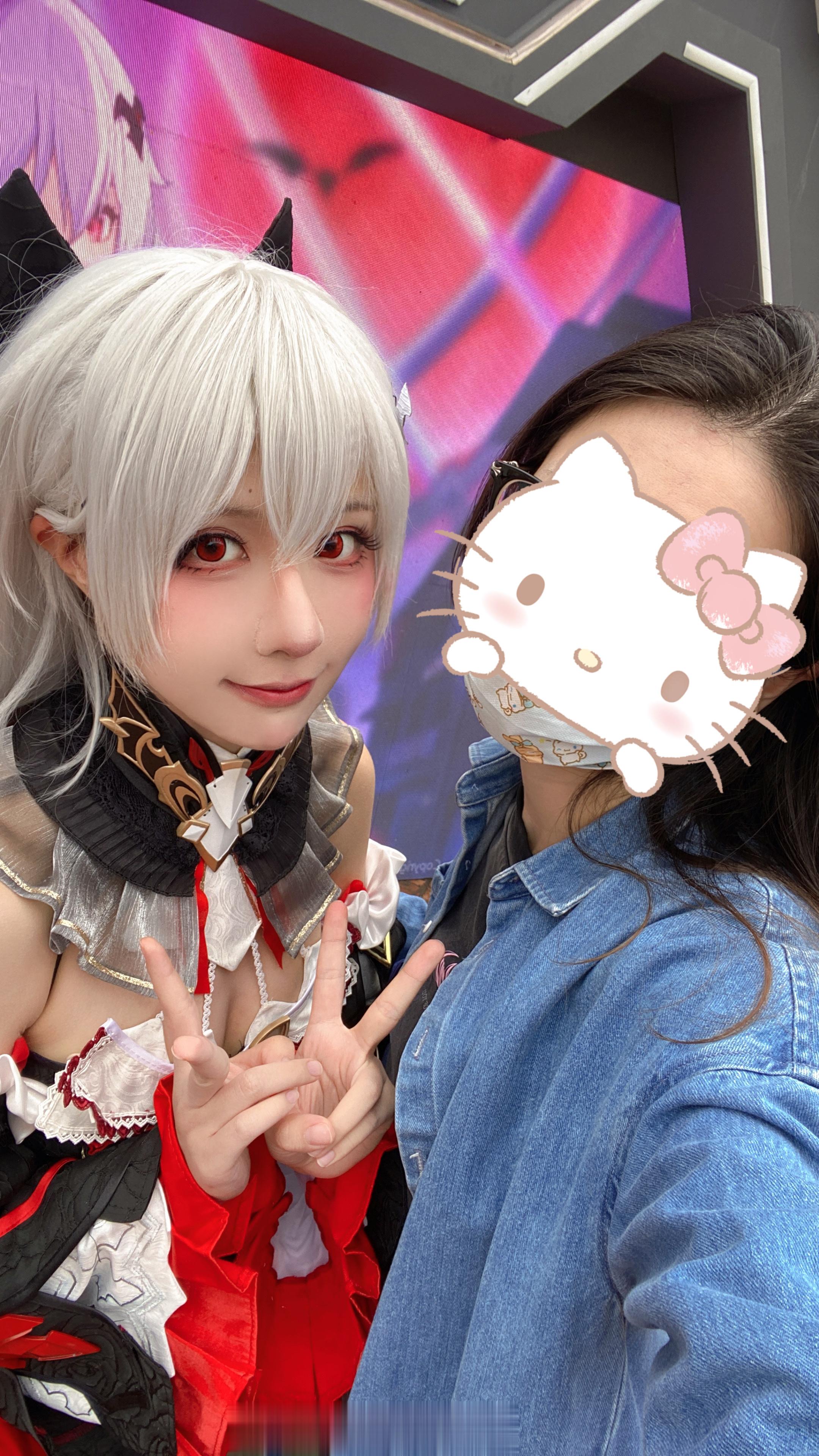 #崩坏3月下摩天轮之约# 今天去大悦城做大月下的🐶了！不化妆真的很快乐！有些群