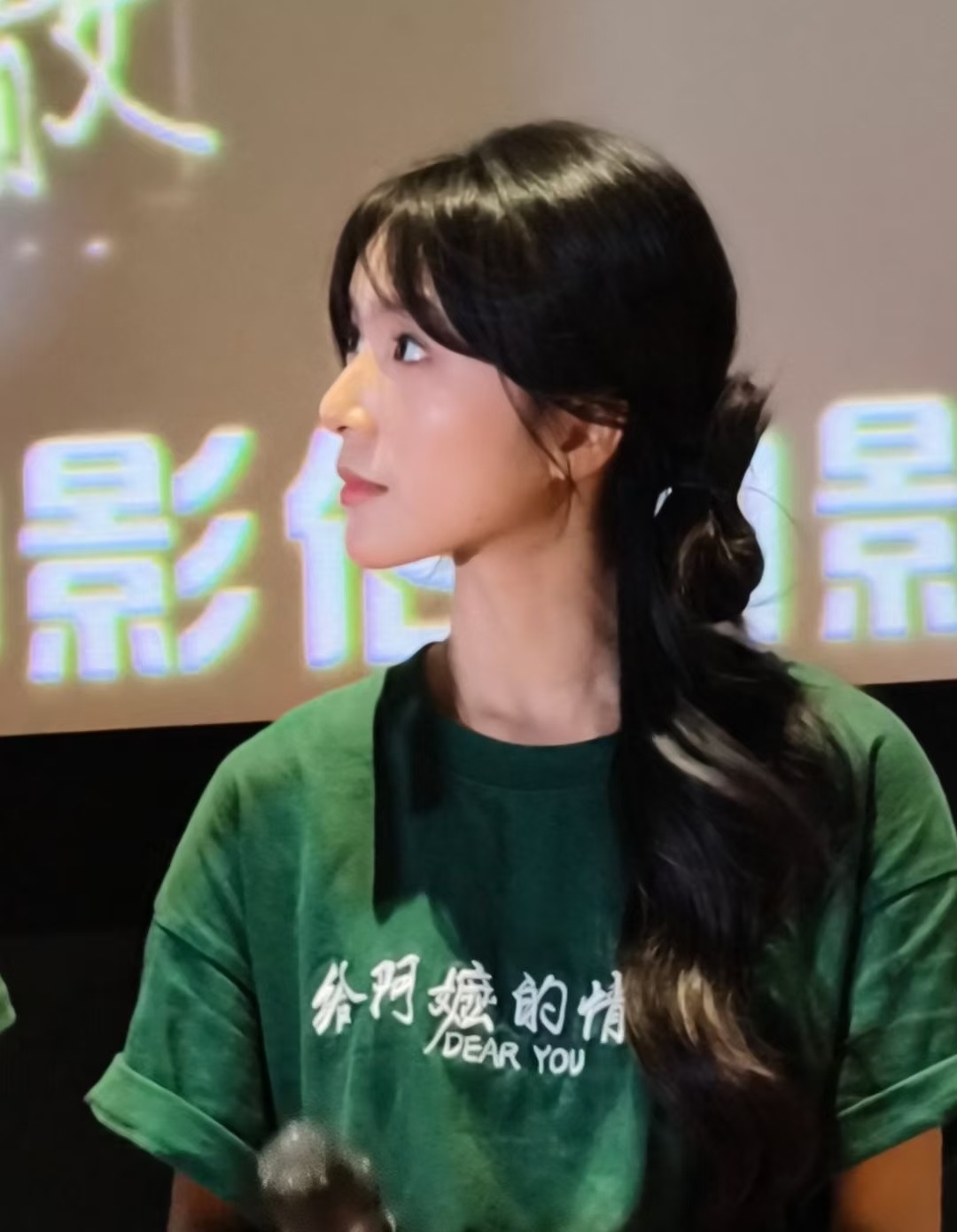李思潼开挂buff生效了那个叫“立刻开挂”的娃娃，李思潼挂它开挂出道，我挂它开挂