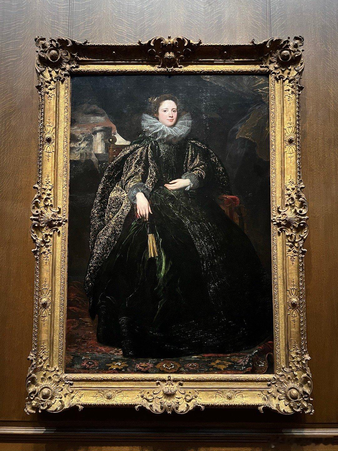 一屋子凡戴克（1599-1641）。华盛顿国家美术馆宝物亲见，合影留念。#谢田看