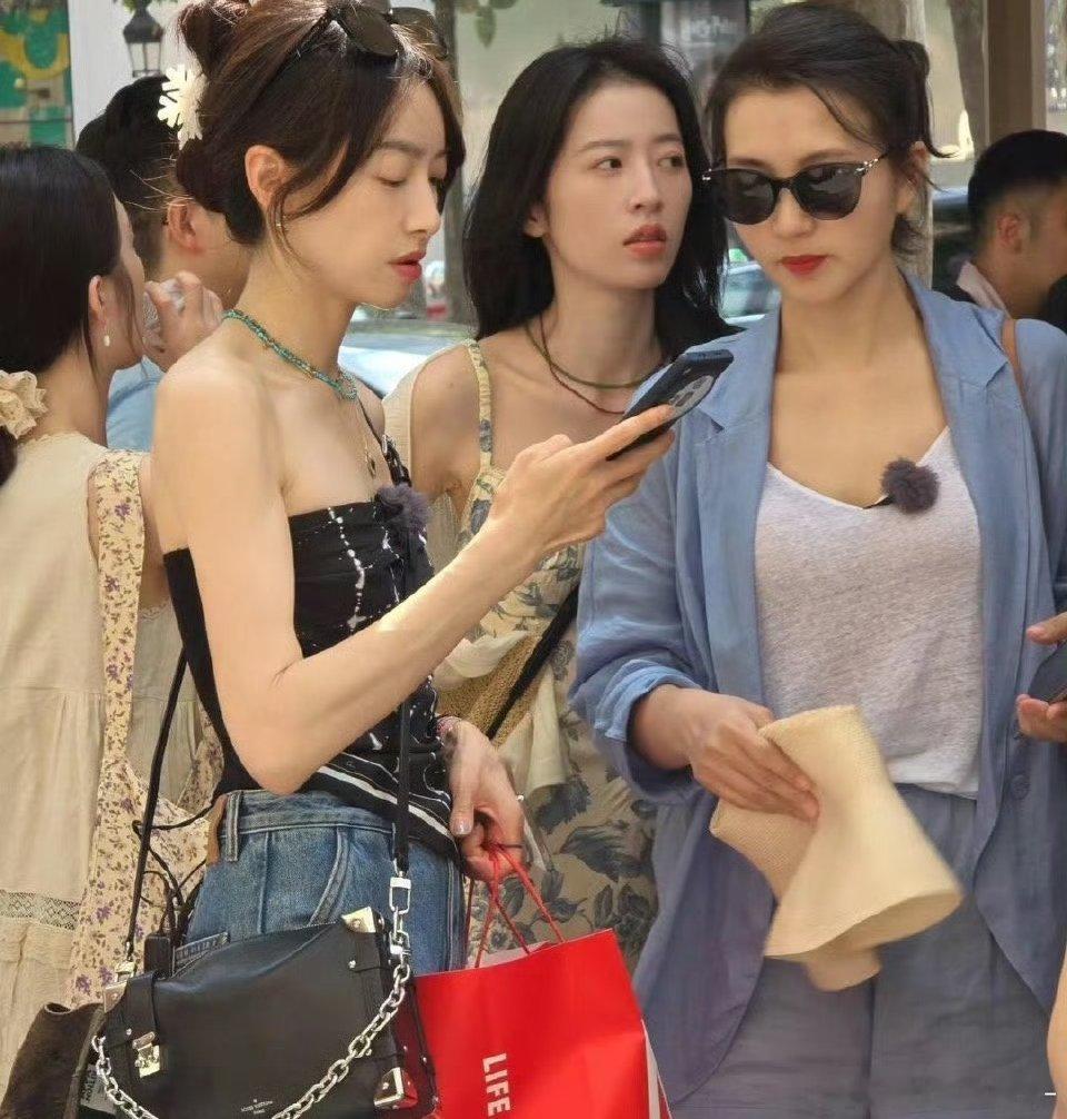 周雨彤真的不应该去参加花少 ​​​