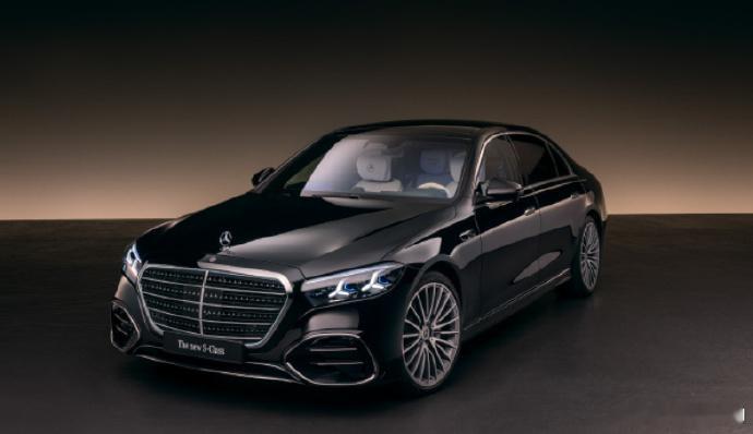 奔驰2025年利润下跌超40%豪华车巨头也承压！奔驰发布 2025 财年财报，调