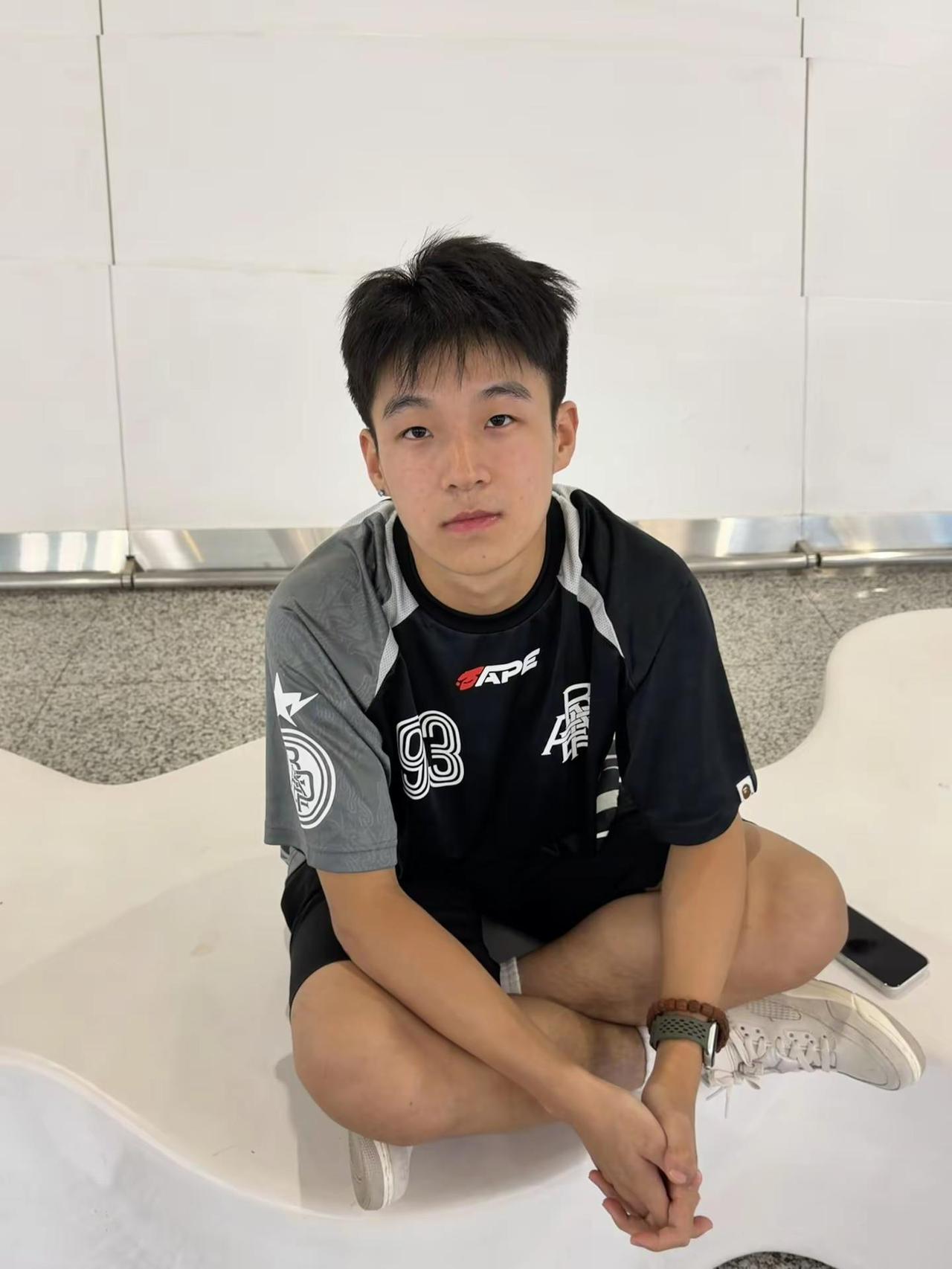 忙碌的长亭序寸头 短发 清爽