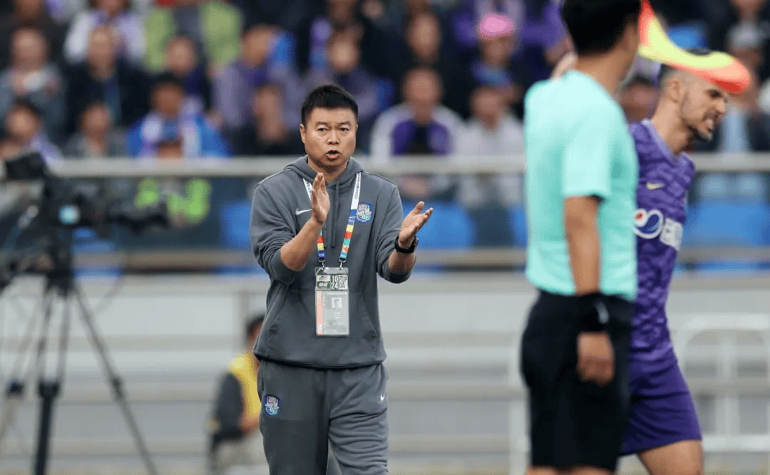 于根伟：最后一轮对大连英博不会主动轮换，全力打好比赛