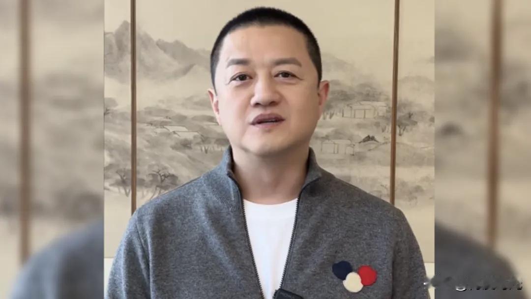 李亚鹏和王菲发起的嫣然天使基金
备受关注
该基金于2006年11月21日成立
主